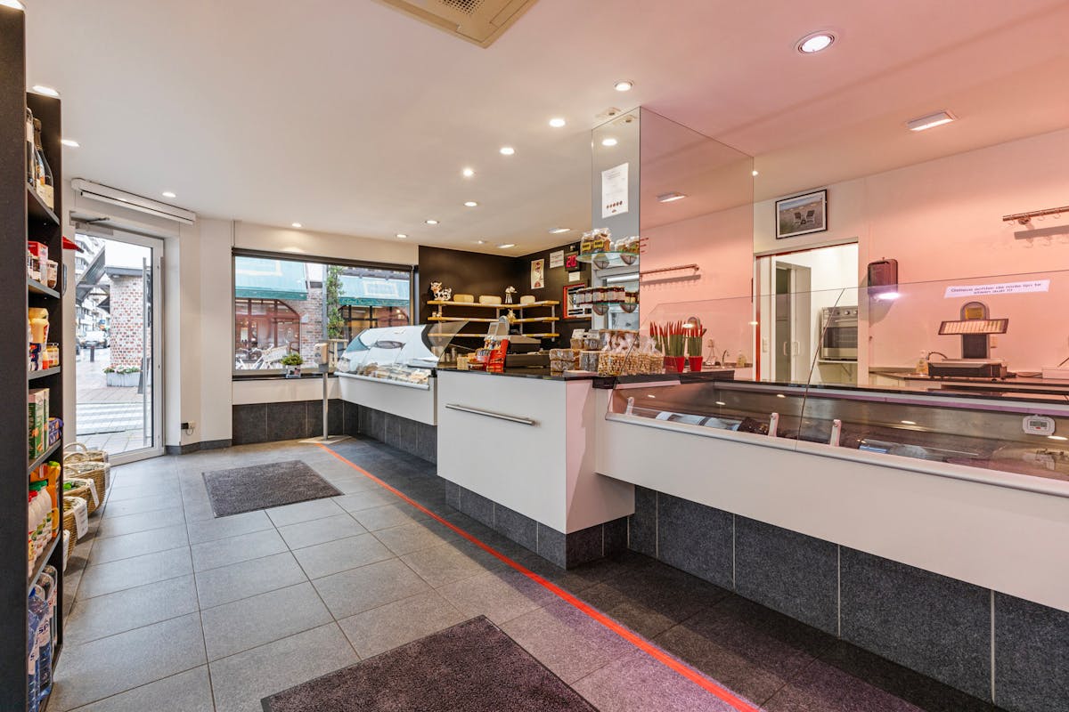 Uniek handelspand op hoekligging in Heist te koop - foto 5