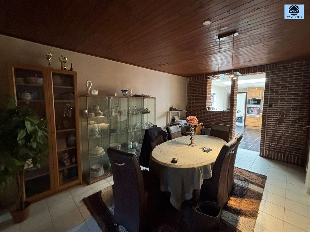 WONING MET 5 SLAAPKAMERS EN STADSTUINTJE. - foto 3