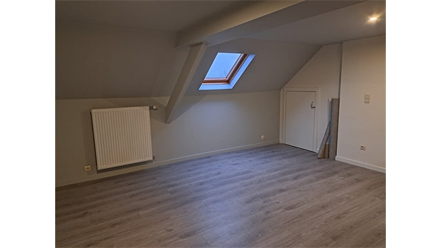 Een mooi gerenoveerd duplex appartement op de eerste en tweede verdieping - foto 5