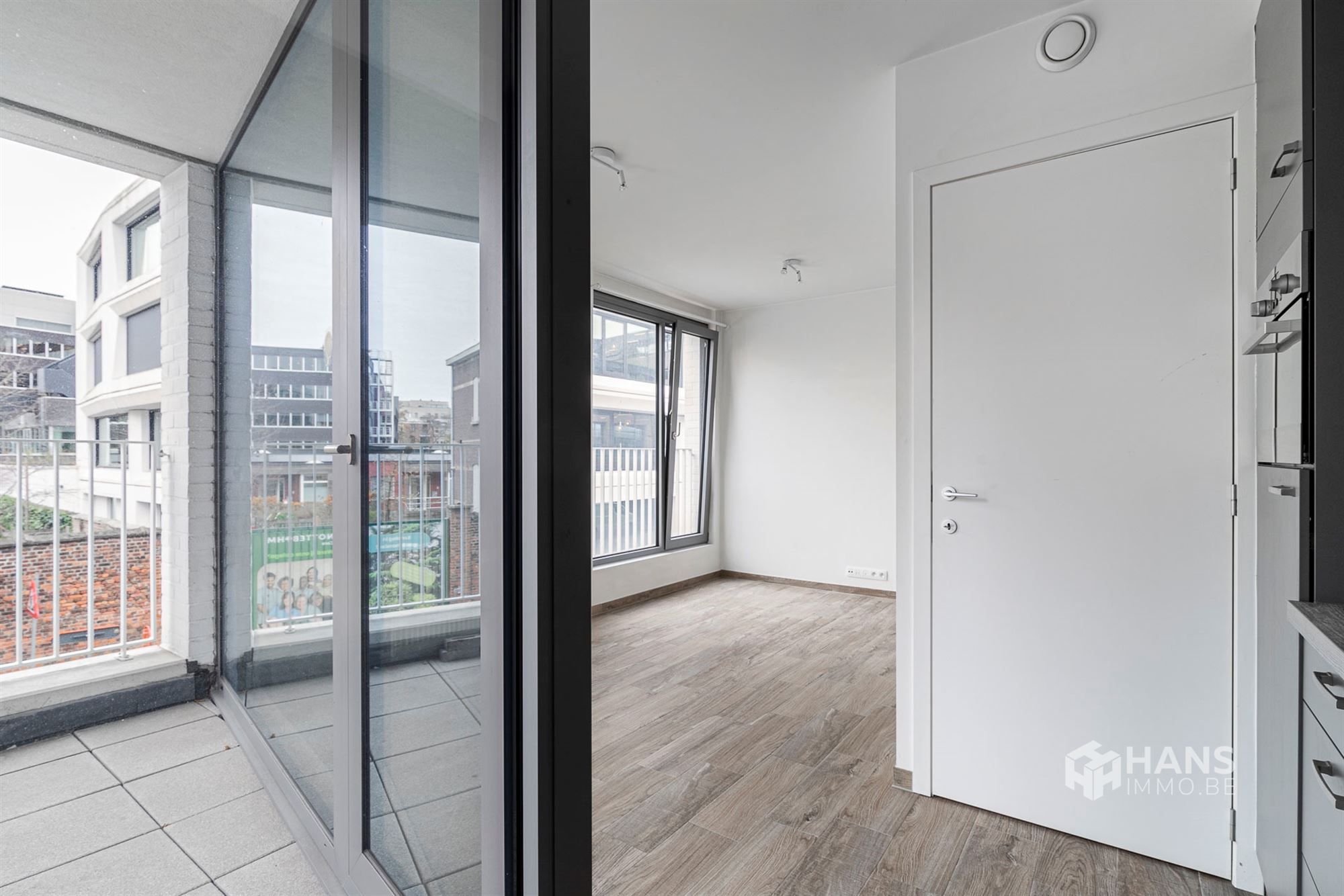 Instapklaar appartement ( 45 m²) met 1 slaapkamer, garage en terras (4 m²) in Antwerpen (2018). - foto 4