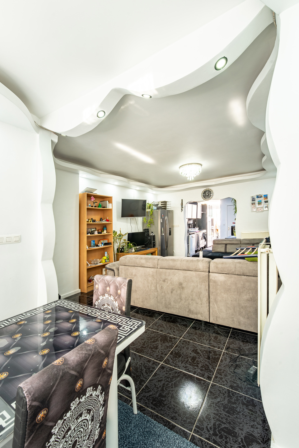 Instapklare gezinswoning met 4 slaapkamers en tuin - foto 5