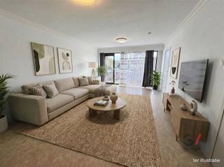 Si vous êtes à la recherche d'un appartement avec du potentiel dans un emplacement central, cet appartement sur Diestsesteenweg vaut vraiment la...