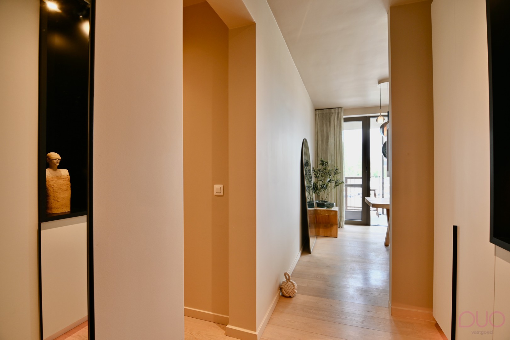 Wonen aan het water, midden in het bruisende hart van Hasselt – perfect bereikbaar en volledig instapklaar! - foto 4