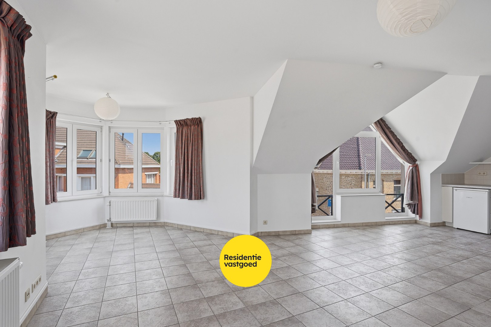 Instapklaar appartement met 2 slaapkamers te Eernegem - foto 4