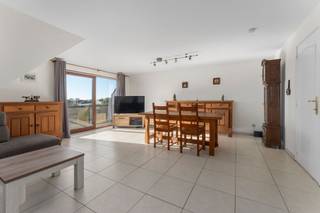 Dit instapklare appartement bevindt zich aan de stadsrand van Blankenberge, op een uiterst gunstige ligging nabij verschillende handelszaken...