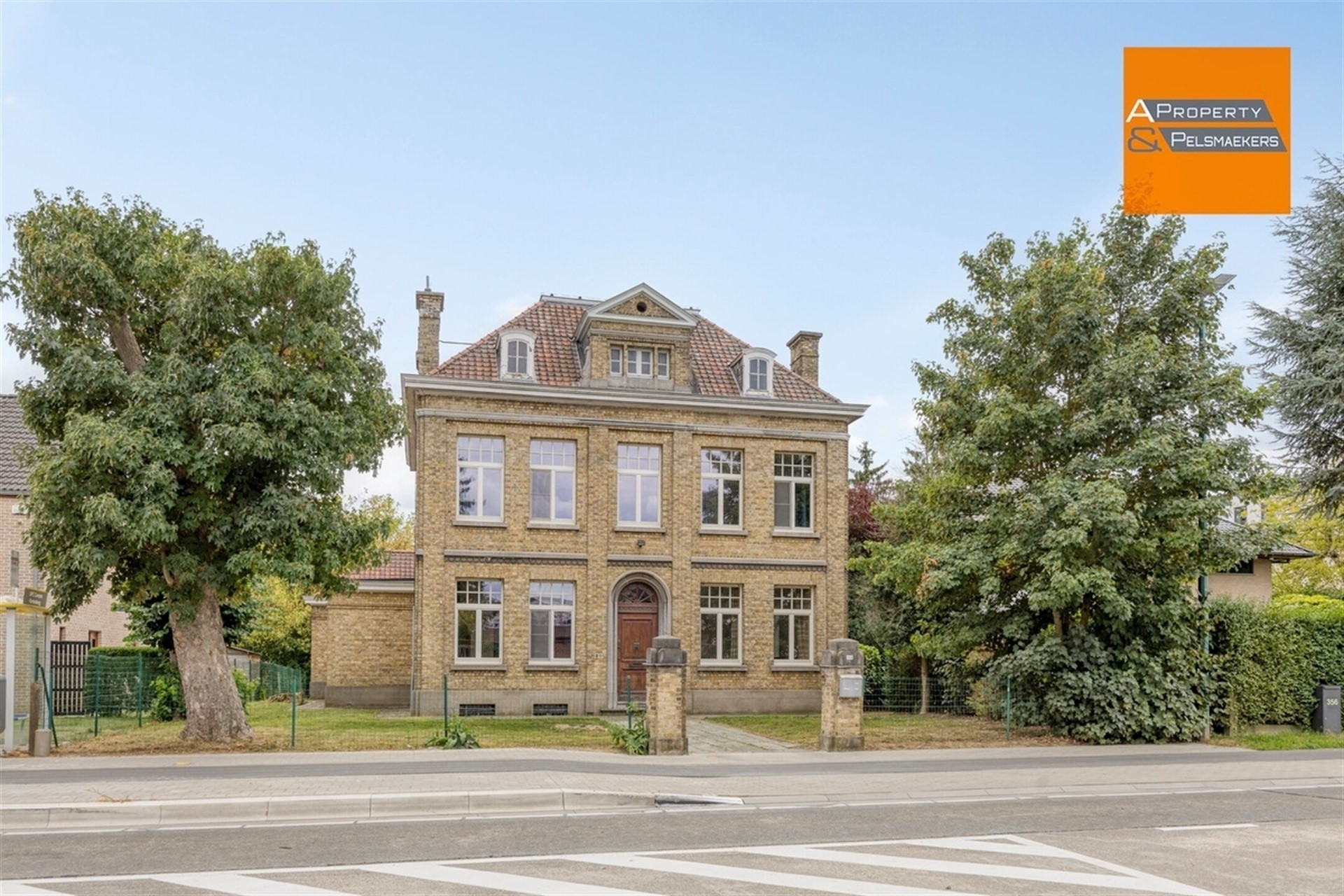 Maison de maître ayant gardé beaucoup d'éléments authentiques - photo 4