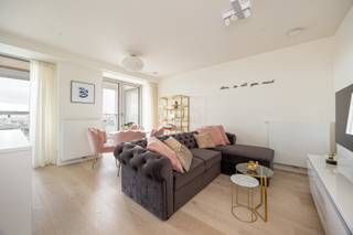 Op het bruisende Nieuw Zuid in Antwerpen bevindt zich dit modern appartement met een prachtig uitzicht op het Zuidpark, de Schelde en de skyline...