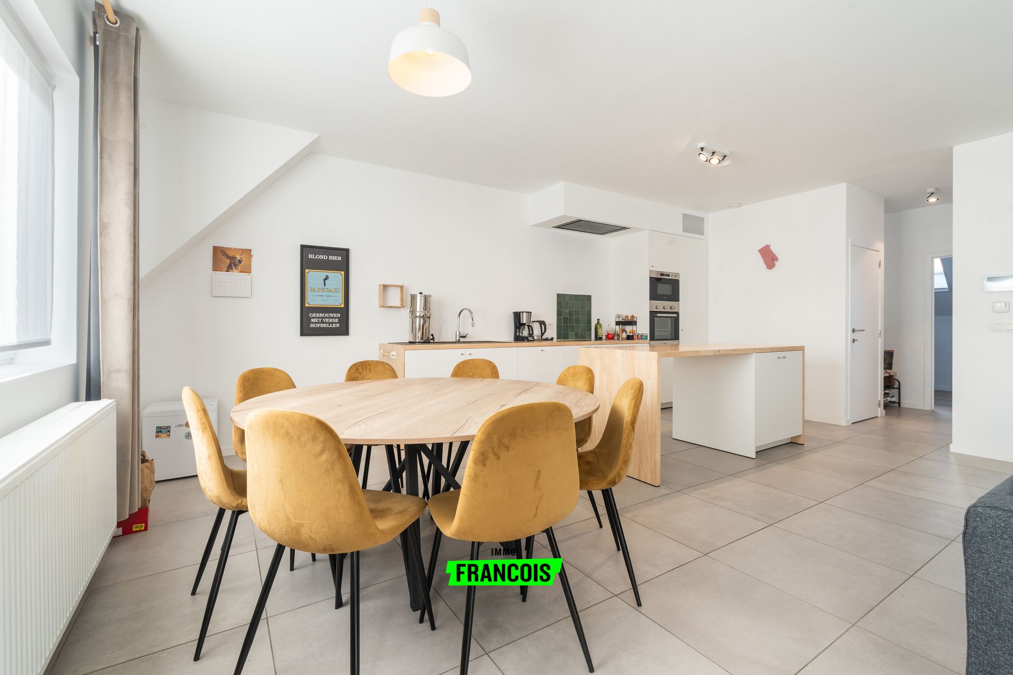 Modern appartement in kleinschalig gebouw nabij centrum Oostende. - foto 4