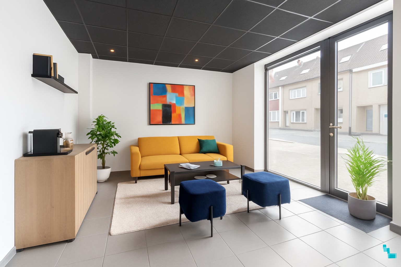 Kantoor met woonst en privé-parking te Roeselare - photo 1