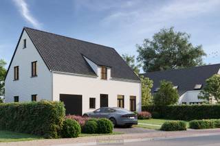 <span><u>Mogelijkheid tot aankoop à 6% BTW!</u></span><br /><br /><strong>LANDELIJKE NIEUWBOUWVILLA</strong> met <strong>VIER SLAAPKAMERS</strong> en <strong>INPANDIGE GARAGE</strong> rustig gelegen te Zingem (Kruisem). Deze <strong>MODERNE GEZINSWONING</strong> combineert energetische voorzieningen met een <strong>DOORDACHTE INDELING</strong>. Binnenin geniet u van een lichtrijke leefruimte <strong>MET OPEN KEUKEN</strong> ideaal voor het dagelijkse gezinsleven en het ontvangen van gasten. Op de verdieping bevinden zich <strong>VIER VOLWAARDIGE SLAAPKAMERS</strong> en een comfortabele badkamer, waardoor deze woning perfect aansluit bij de noden van een gezin of voor wie <strong>EXTRA RUIMTE WENST VOOR EEN BUREAU OF HOBBYKAMER</strong>. Dankzij duurzame technieken zoals <strong>VLOERVERWARMING</strong> via een <strong>LUCHT-WATER WARMTEPOMP</strong>, <strong>VENTILATIESYSTEEM D</strong> en <strong>ZONNEPANELEN</strong> heeft u een laag energieverbruik en leeft u toekomstgericht. De <strong>GARAGE EN BIJKOMENDE BERGRUIMTE</strong> zorgen bovendien voor extra praktisch comfort. Gelegen in het <strong>CHARMANTE EN LANDELIJKE ZINGEM</strong>, deelgemeente van Kruisem, woont u hier in een rustige straat omgeven door groen, met een vlotte verbinding naar omliggende dorpen, winkels en <strong>BELANGRIJKE INVALSWEGEN (N60 &amp; E17)</strong>.<br /><br />Adres: Heulestraat 41 te Zingem (Kruisem)