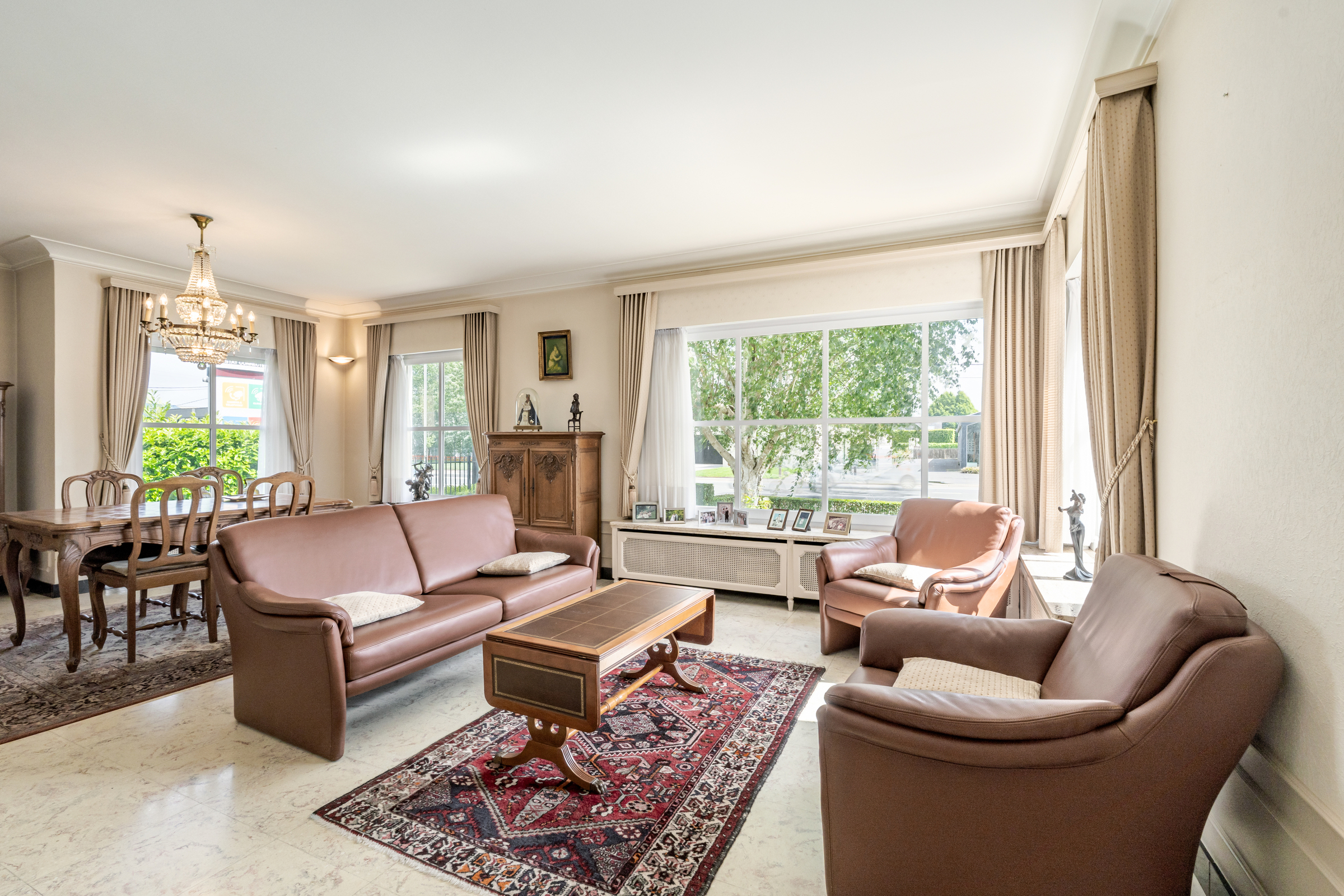 Ruime karaktervolle woning te koop in Harelbeke - foto 3