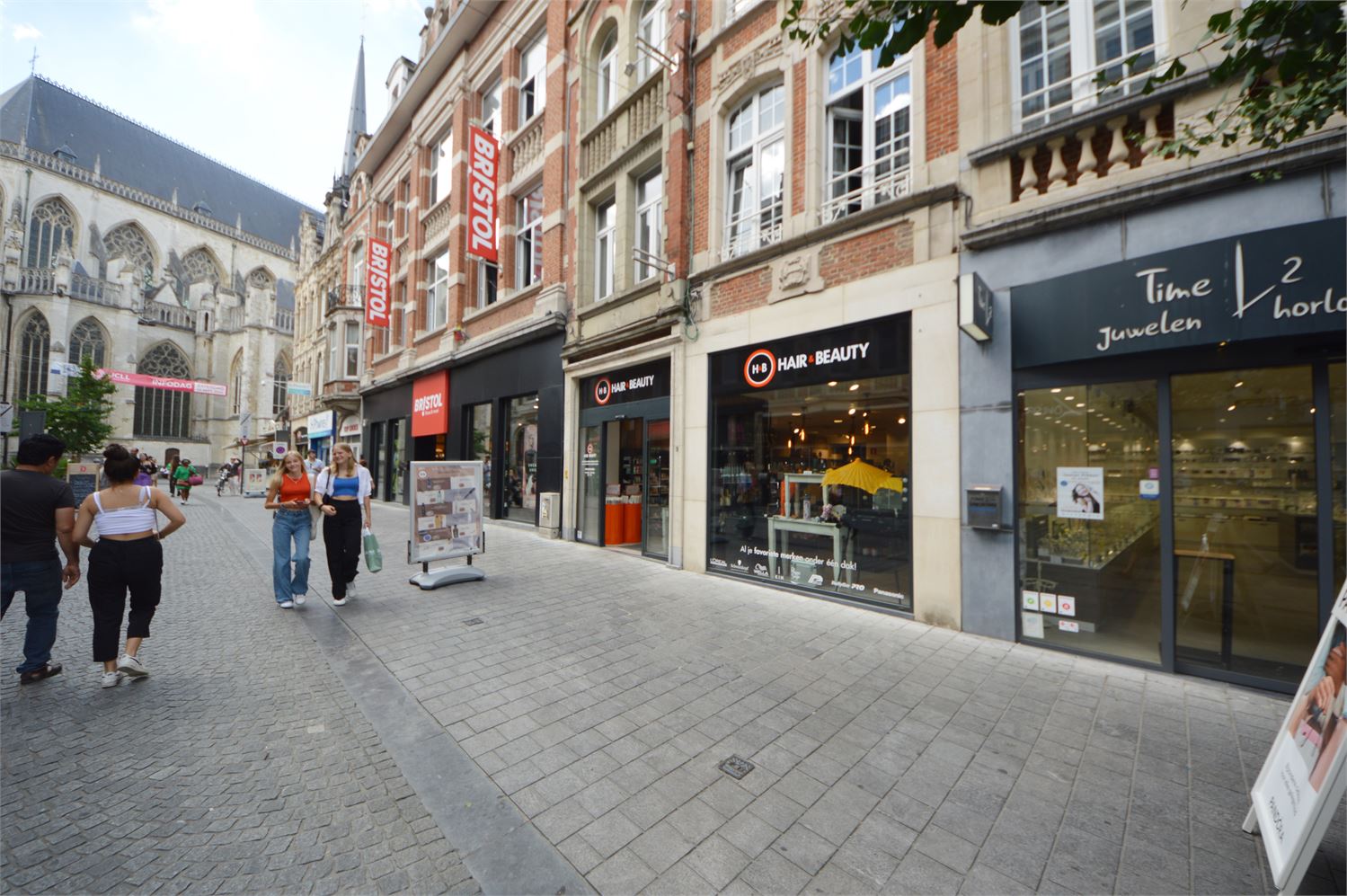 Commercial for rent in Leuven - photo 2
