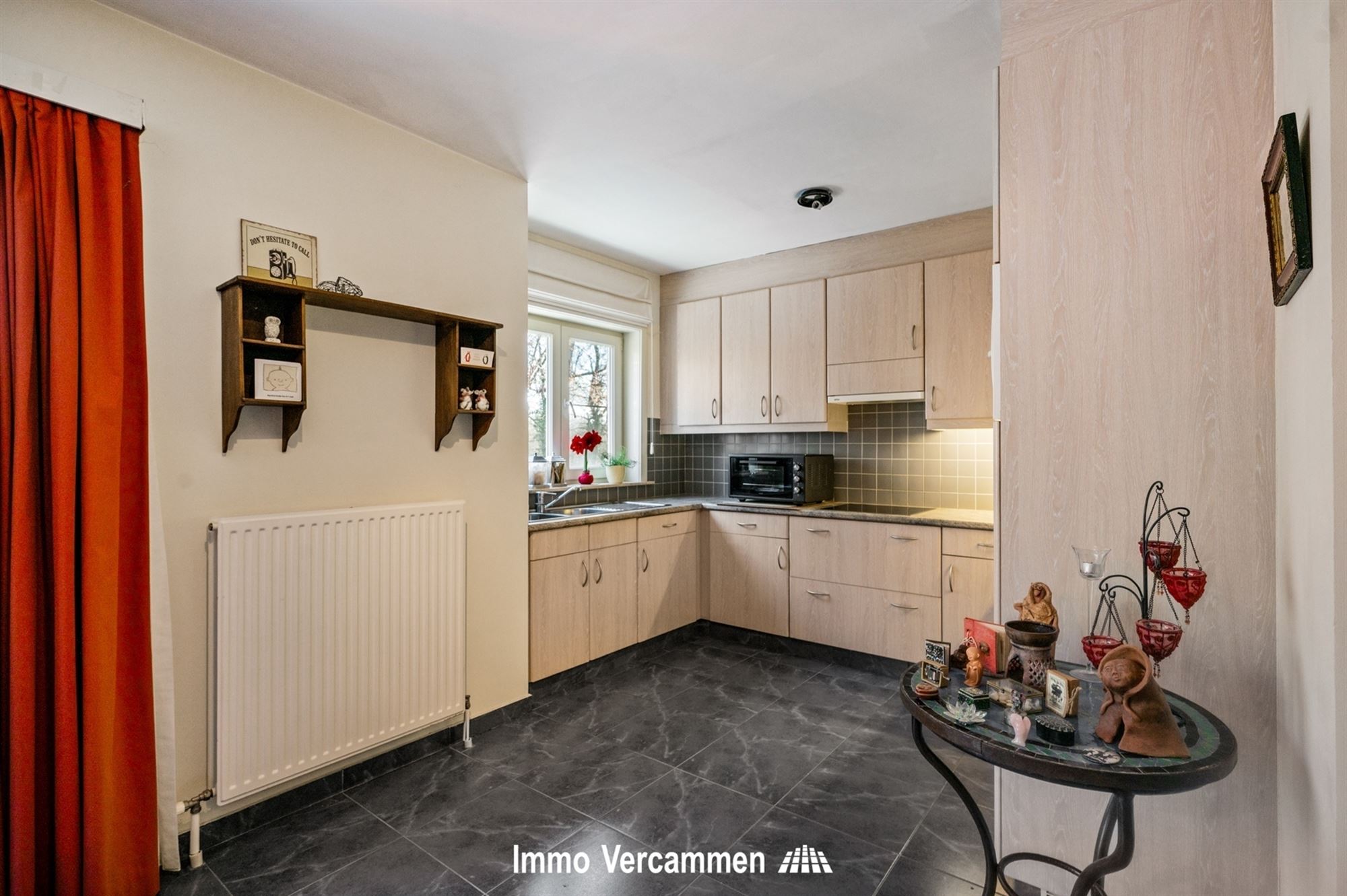 Lichtrijk 2-slaapkamerappartement met balkon, kelder en fietsenstalling in Lier - foto 4