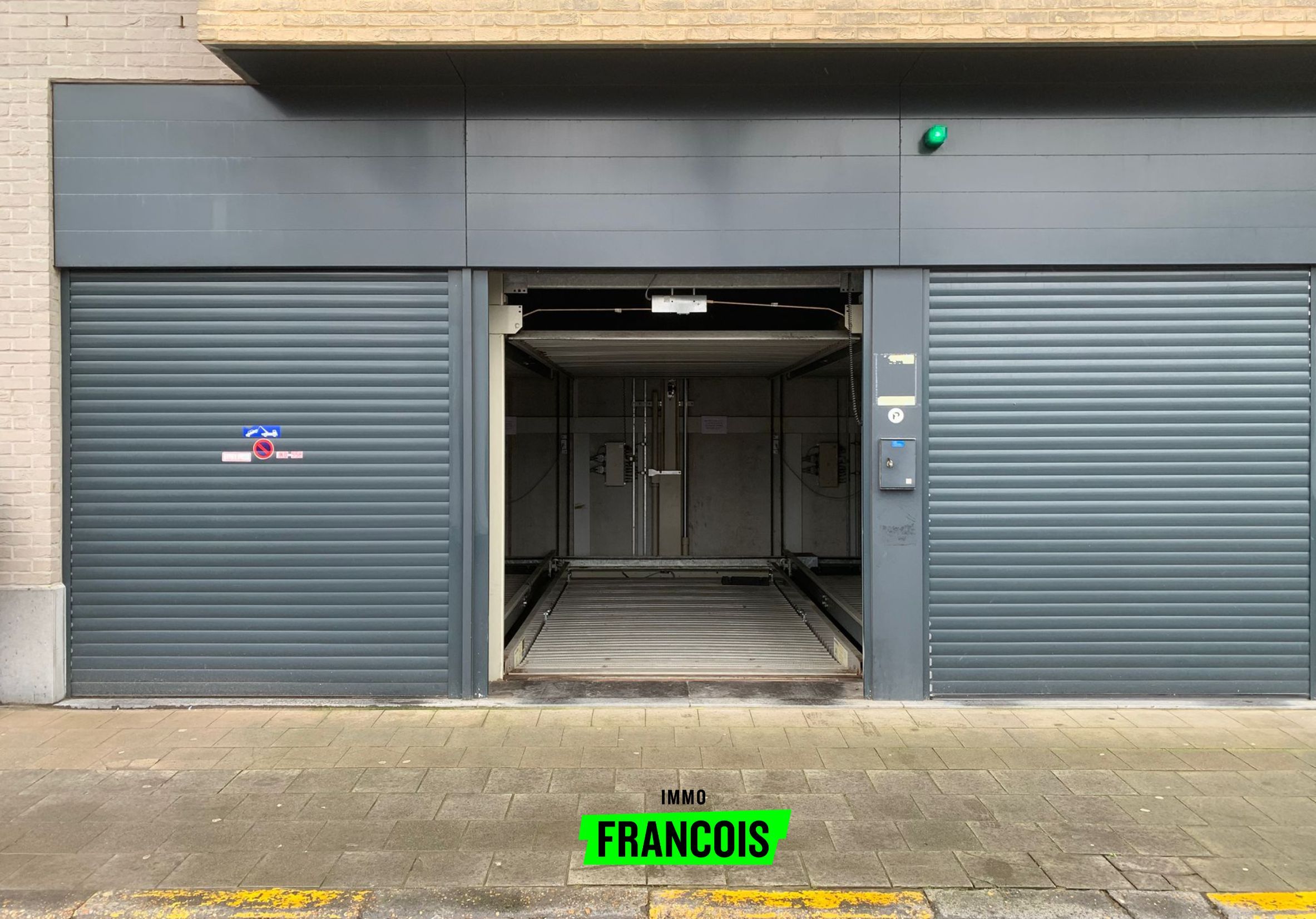 Staanplaats aan de Grote Markt te Blankenberge - foto 1