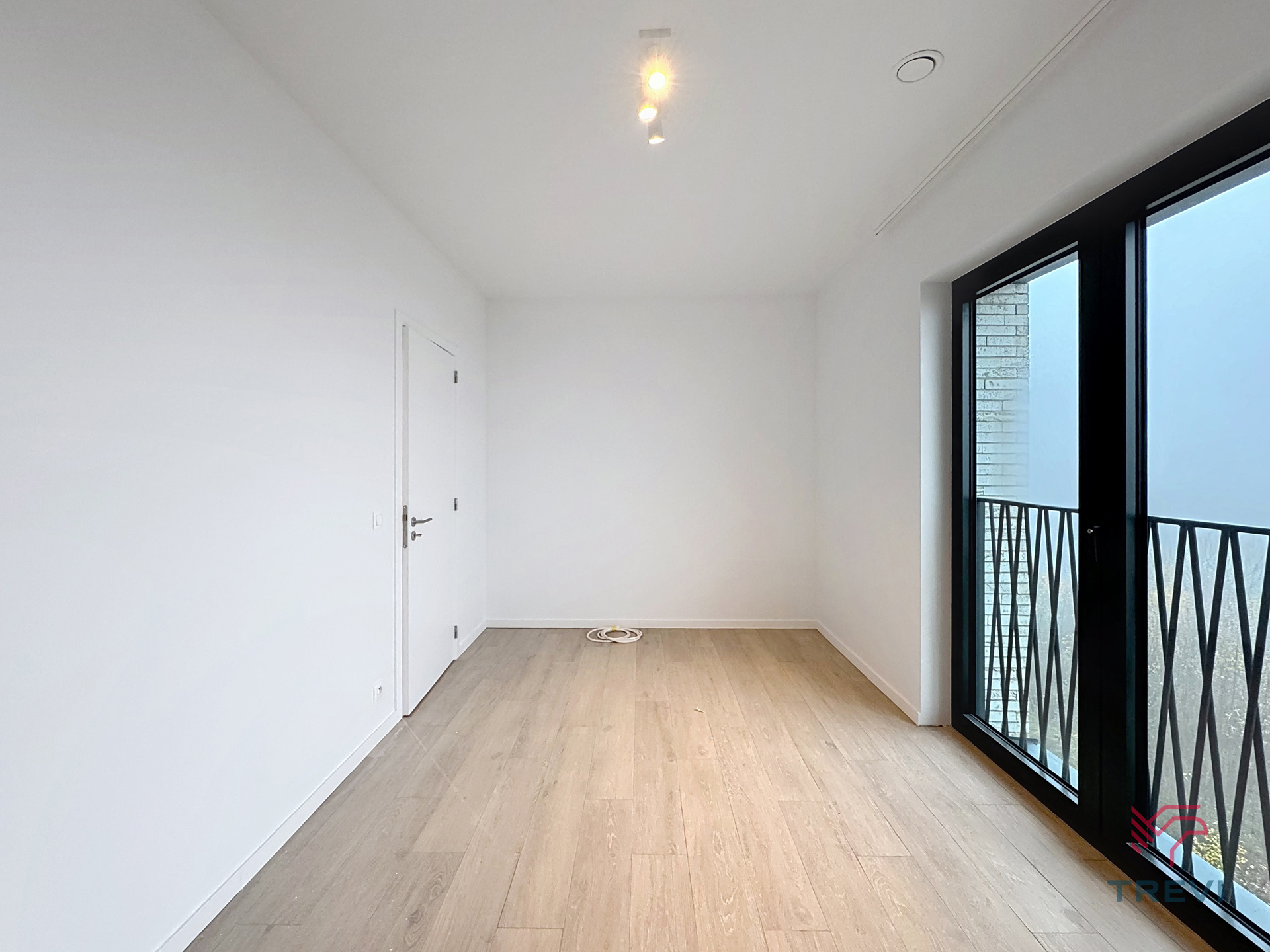 Eerste bezetting: Mooi appart 2 slaapkamers + parkeerplaats  - foto 5