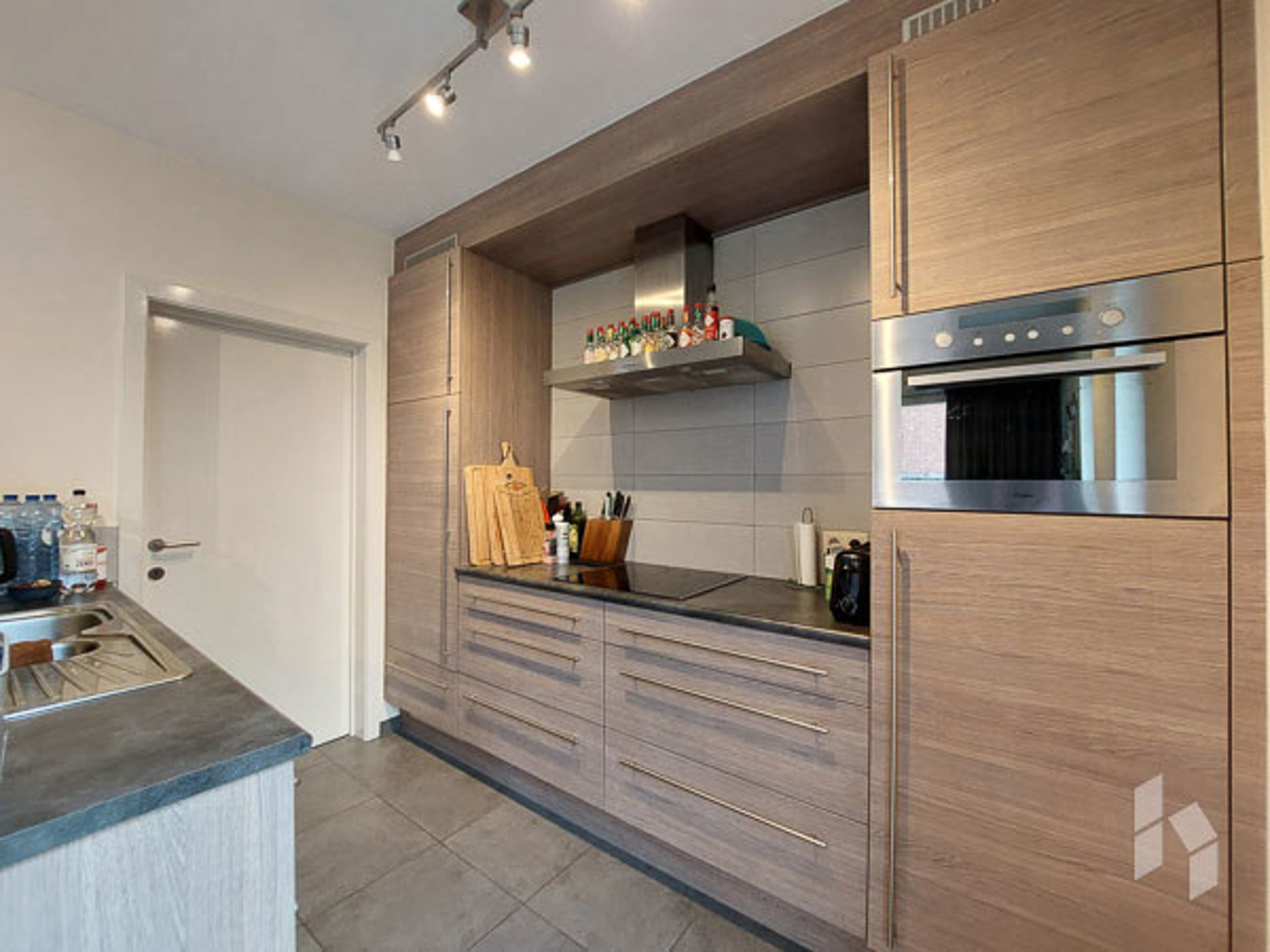 Mooie woning met 3 slaapkamers! - foto 4