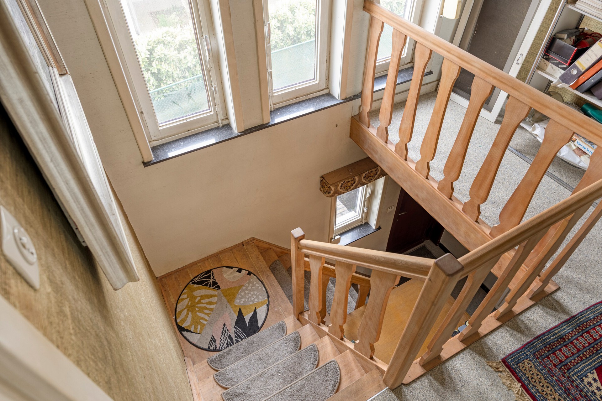 Ruime woning met 3 slaapkamers op vlot bereikbare ligging (Genkersteenweg). - foto 5