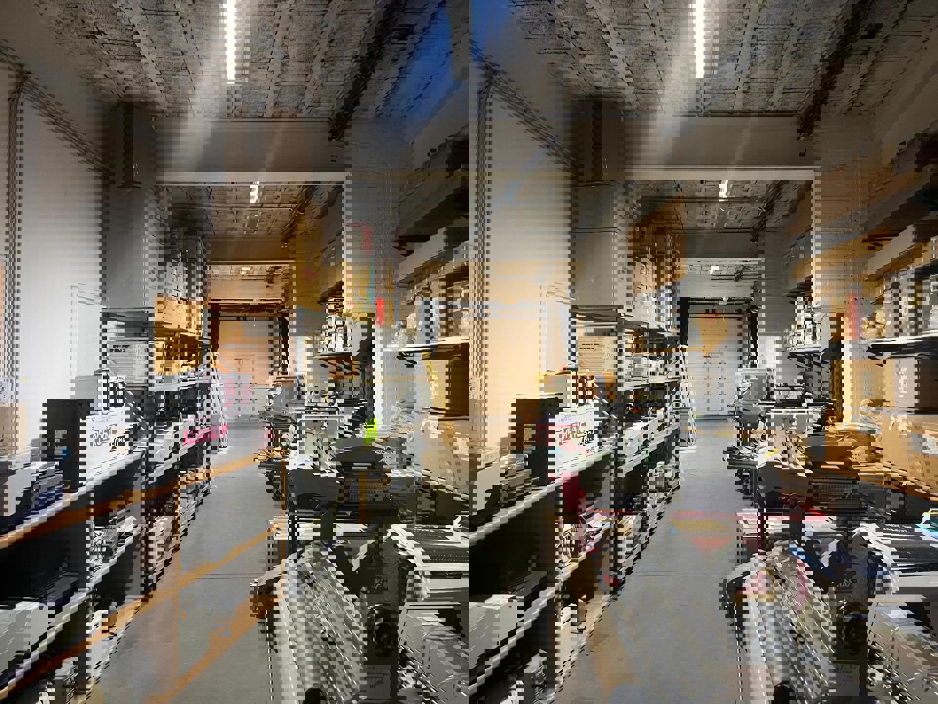 Bedrijfsgebouw met magazijn en kantoren - foto 4