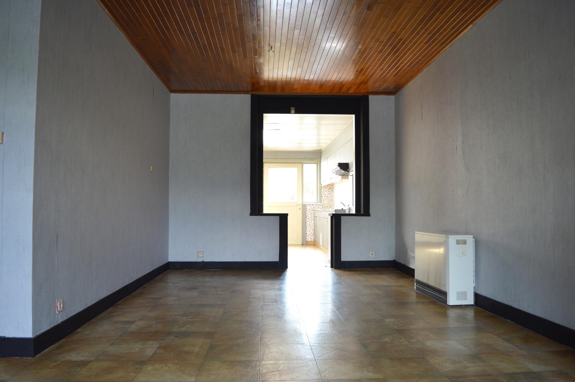 Te renoveren woning met 2 slaapkamers en tuin vlakbij te koop in Marke - foto 3