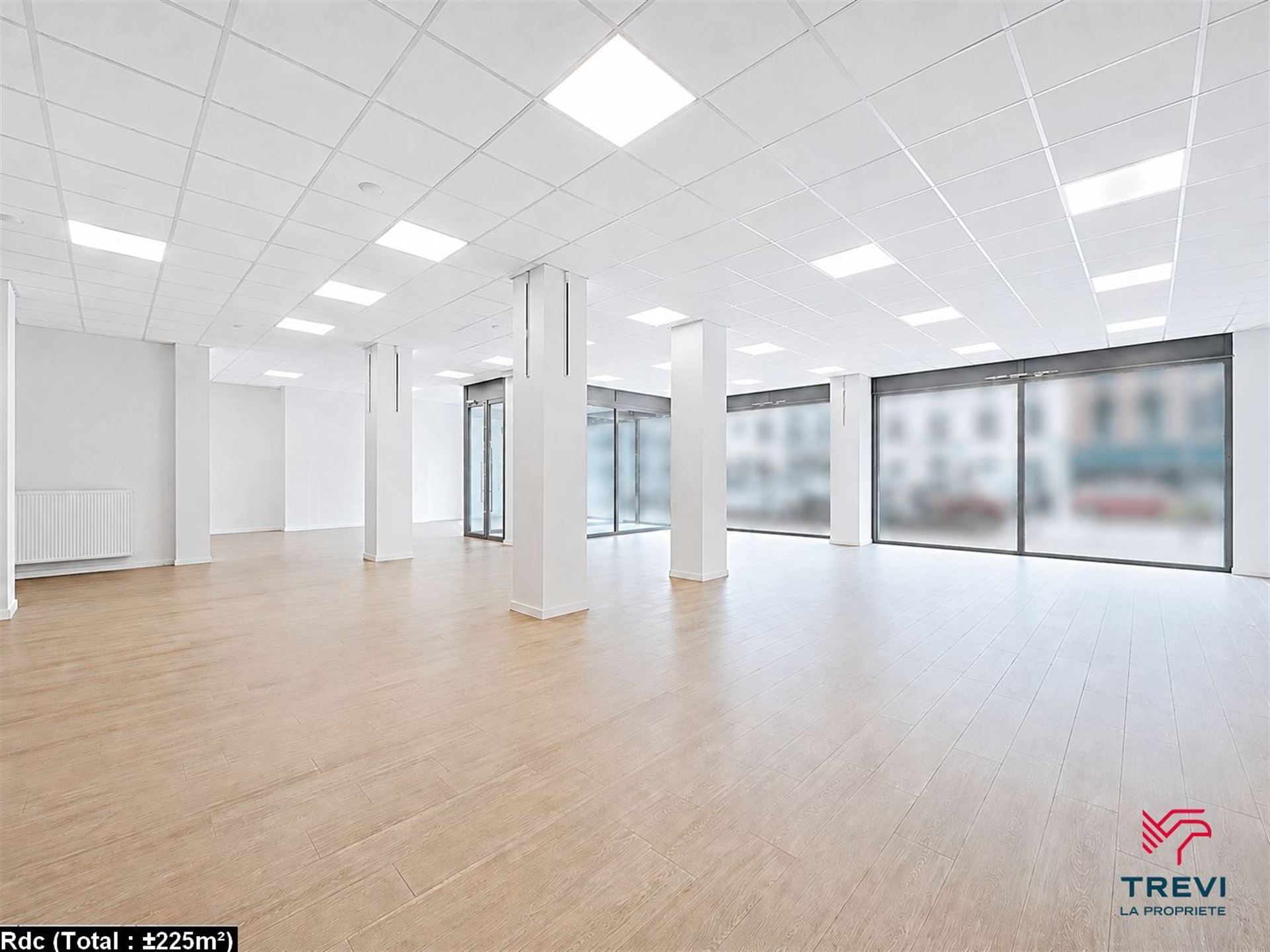 Commercieel te koop in Charleroi - foto 4
