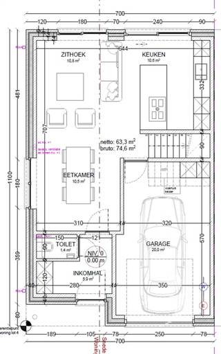<p><span>Halfopen bebouwing met groen uitzicht!</span></p><p><span><br />Het gelijkvloers omvat een inkomhal met gastentoilet, een garage en een open leefruimte met zithoek, eetkamer en keuken. Dankzij de grote raampartijen geniet je van een lichtrijke woning met zicht op de velden.<br />Op de eerste verdieping vind je een nachthal, apart toilet, drie volwaardige slaapkamers, een bergruimte met aansluitingen voor wasmachine en droogkast, en een badkamer met ligbad, douche en dubbele wastafel.</span></p><p><span><br />Deze energiezuinige woning is uitgerust met zonnepanelen (4500 Wp), warmtepomp met vloerverwarming, ventilatiesysteem en regenwaterrecuperatie. Beslis tijdig en pas de woning naar jouw eigen wens aan!</span></p><p><span> *Project Veldzicht is momenteel in opbouw. Verkoop onder de Wet Breyne (12% registratierechten op de grond, 21% btw op de constructie).</span></p><p><span> </span></p><p><span>Interesse in deze woning? Contacteer ons op 016 15 31 15 of info@immolivit.be</span></p>