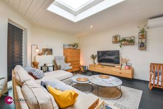 Surprenante maison prête à emménager avec 3 chambres à Boortmeerbeek Cette maison jumelée entièrement rénovée en 2011 allie un confort de vie...