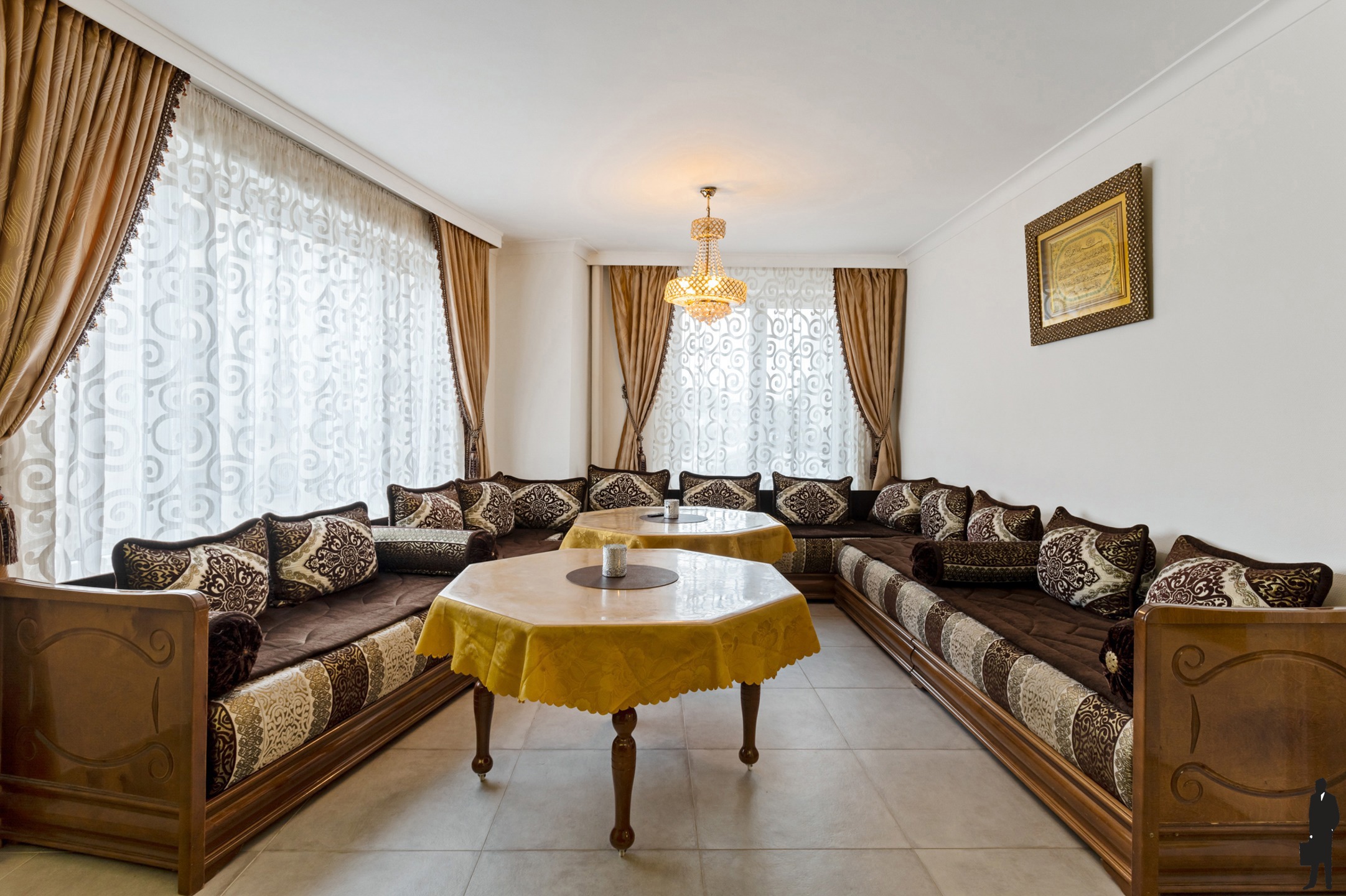 Gezellig appartement met drie slaapkamers - foto 2