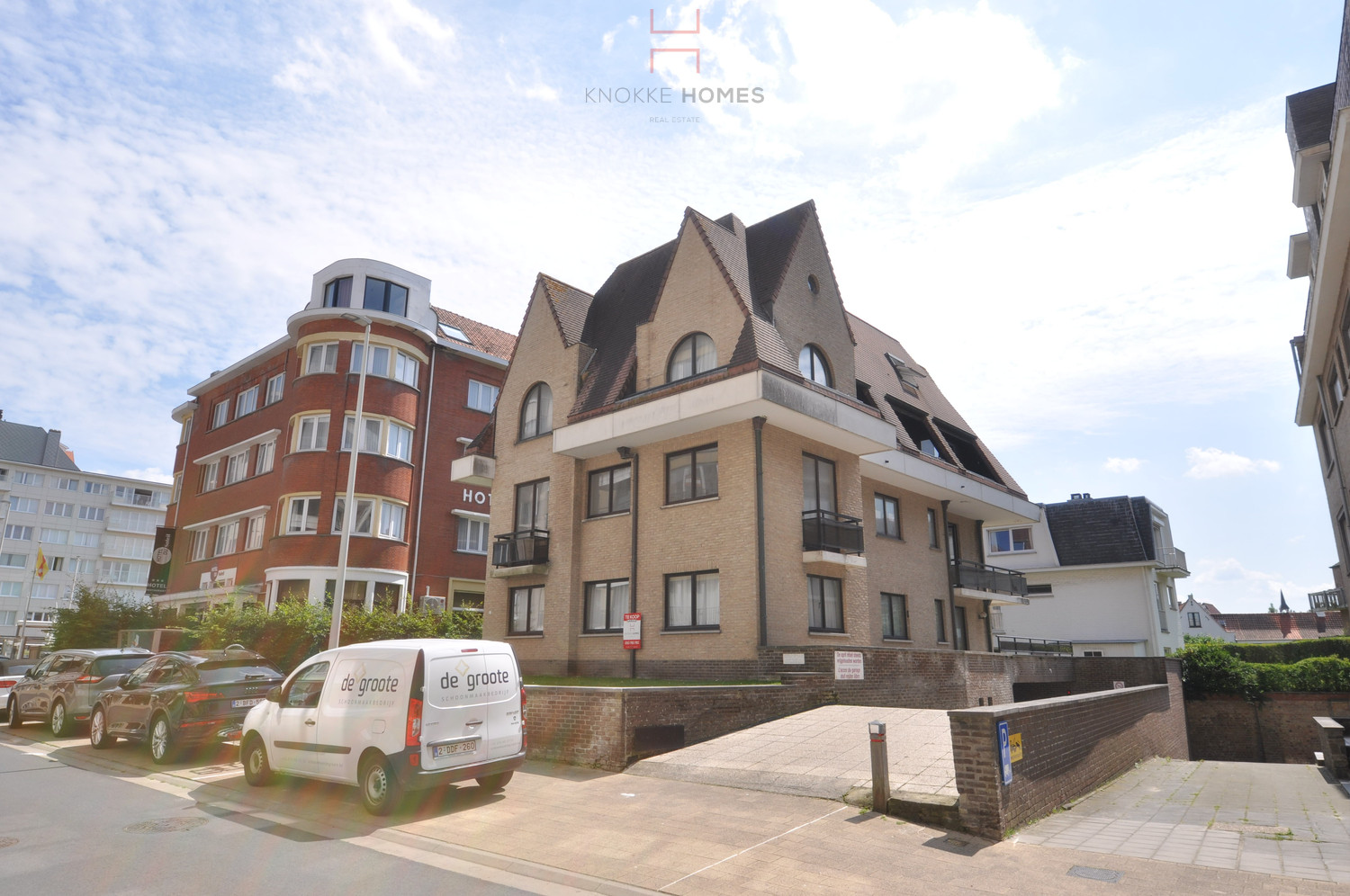 Goed gelegen autostaanplaats nabij het strand in Duinbergen - foto 1