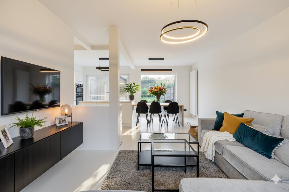 Prachtige moderne woning met hoogwaardige afwerking en  tuin - foto 2