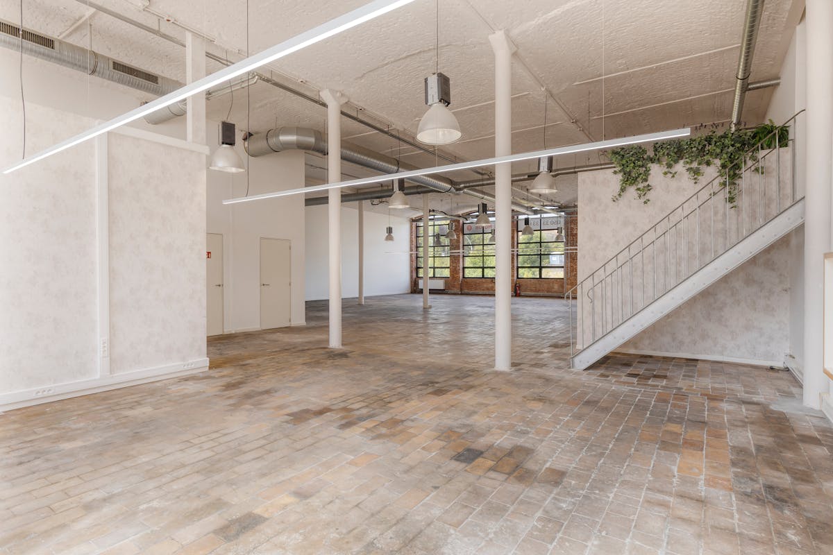 Vlot bereikbare kantoorruimte (405 m²) te huur in Brugge - foto 5