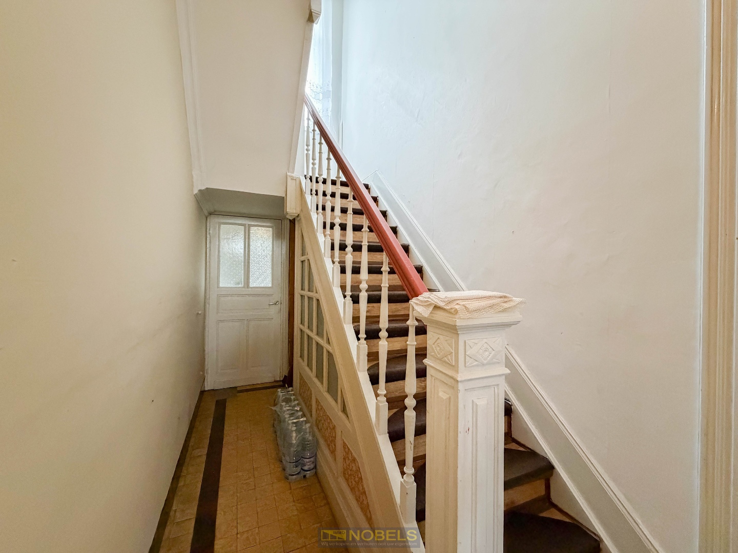 Te koop, Centraal gelegen gezinswoning met 4 slaapkamers te Ronse! - photo 4