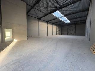 Ontdek dit gloednieuw KMO Project Gruuthuse in Oostkamp.Gelegen op strategische locatie in centraal West-VLaanderen van Project Gruuthuse. Momenteel...