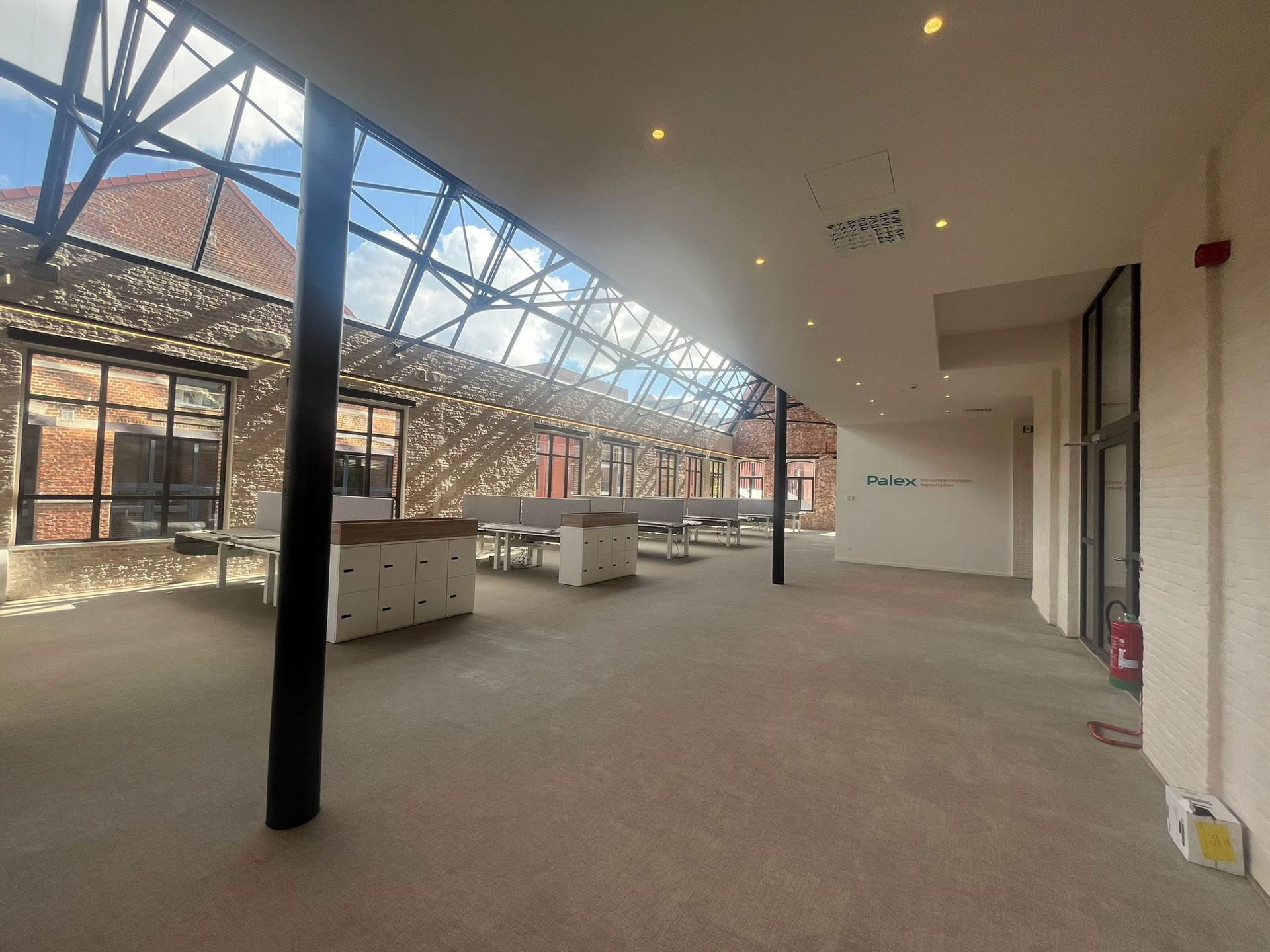Mechelen-Zuid: moderne kantoren  1.750 m² in historisch pand - foto 4