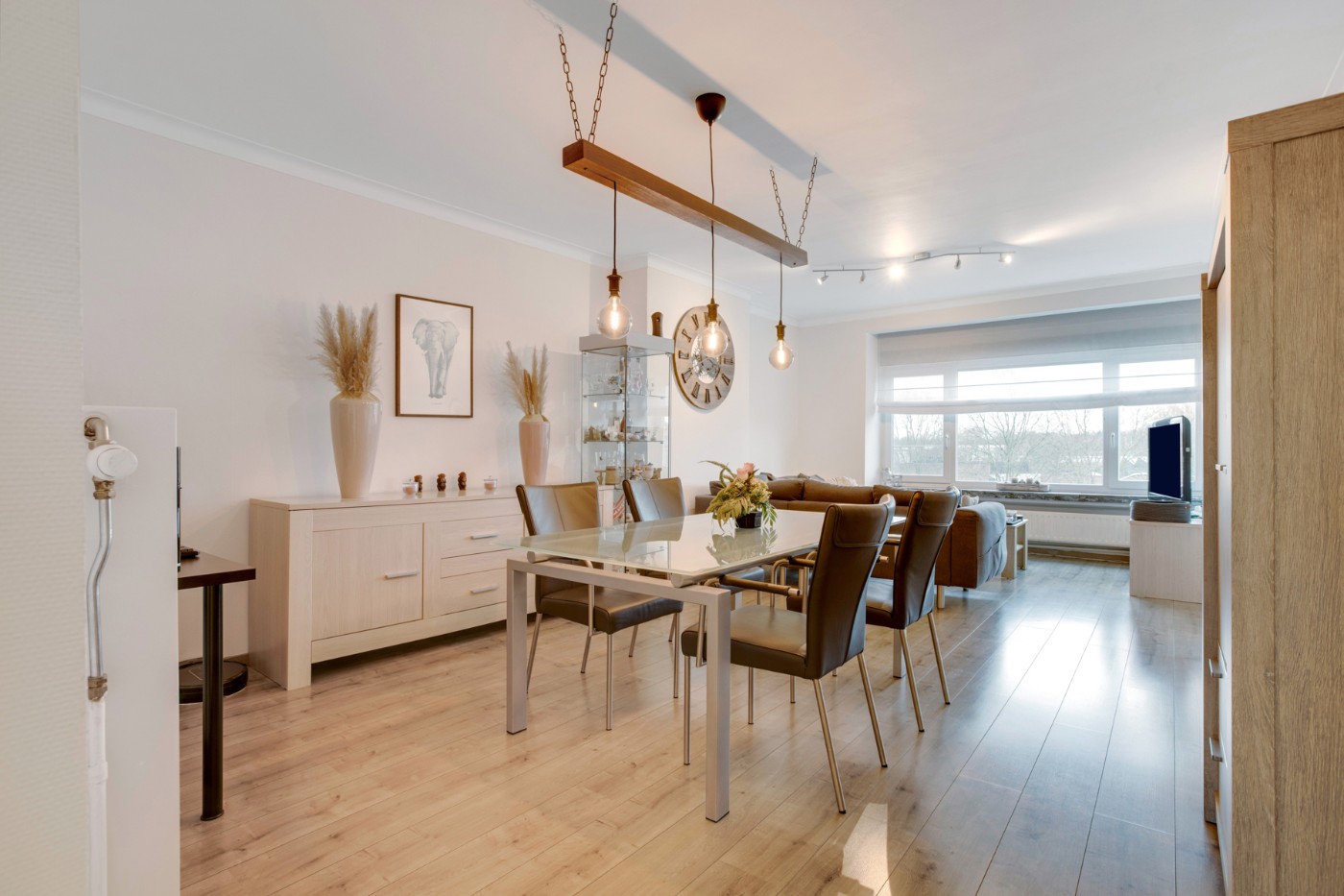 Goed onderhouden, instapklaar appt. met 2 slpk., balkon en garagebox - foto 4