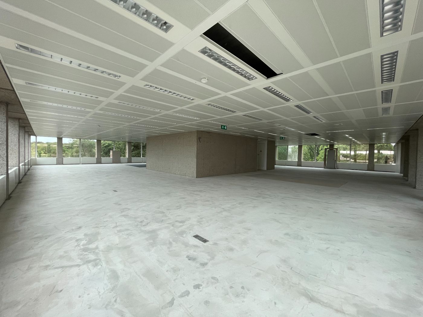 795 m² instapklare kantoorruimte langs de Terhulpsesteenweg - foto 2