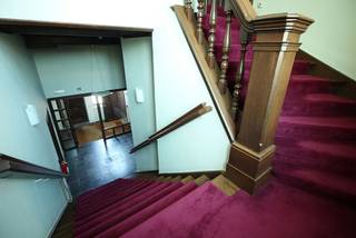 Polyvalent en statig handelspand in hartje Sint-NiklaasALBERT B2B zoekt een ambitieuze erfpachter voor deze historische gebouwen gekend als de...