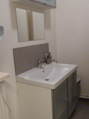 Apartment for rent in Sint-Eloois-Vijve with 2 bedrooms - photo 5