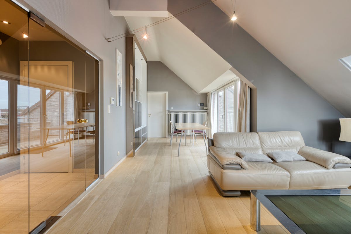 Instapklaar penthouse met uniek uitzicht over de Groene Boulevard van Hasselt - foto 5