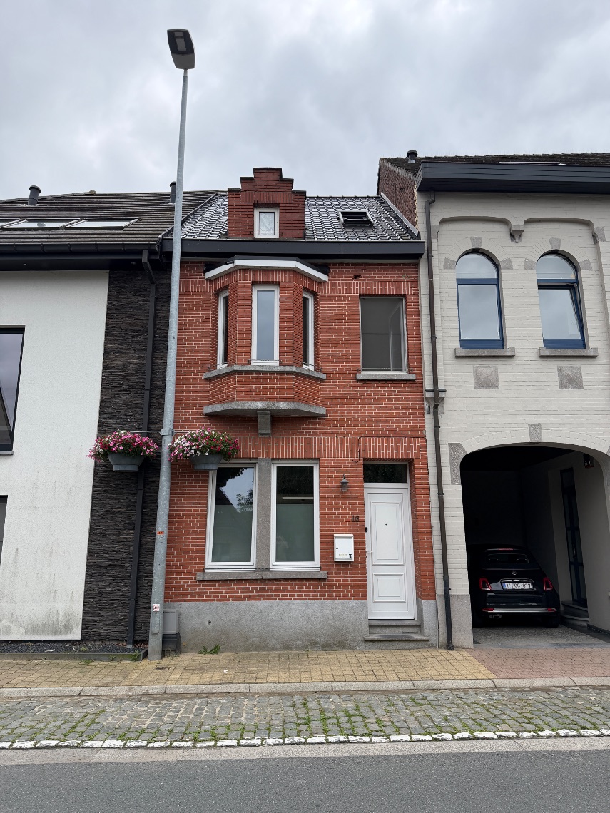 Maison à vendre à Denderleeuw - photo 1