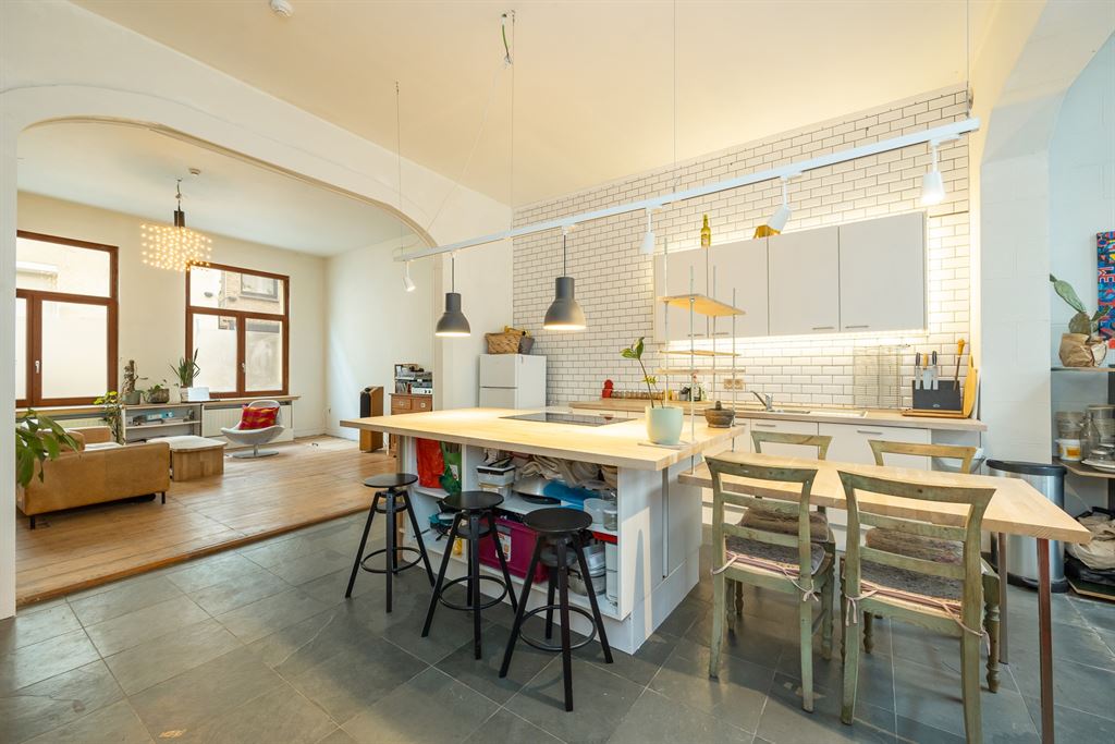 Karaktervol appartement met stadskoer - foto 1