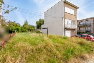 Bouwgrond van 2a39ca gelegen in een zeer rustige, doodlopende straat in Strombeek-Bever. Deze bouwgrond biedt de mogelijkheid voor de bouw van...