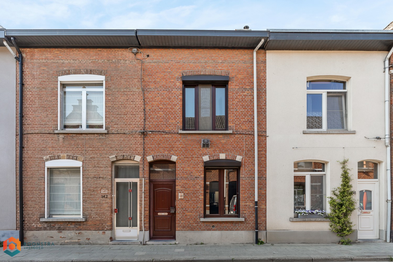 Op te frissen woning met 2 (à 3) slpkrs - foto 2
