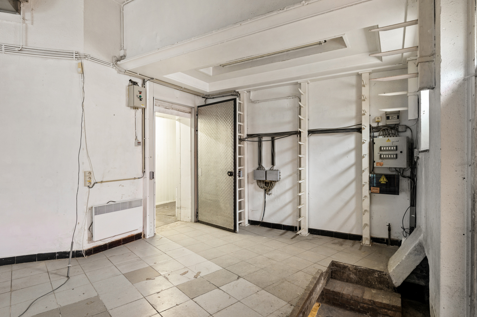 Commercieel te koop in Merksem - foto 4