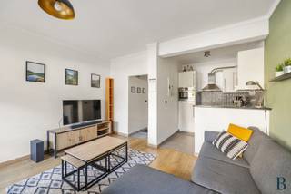 Ligging Toplocatie in een groene, rustige wijk op wandelafstand van Antwerp Expo, Wilrijkse Pleinen, parken, buurtwinkels en horeca. Openbaar...