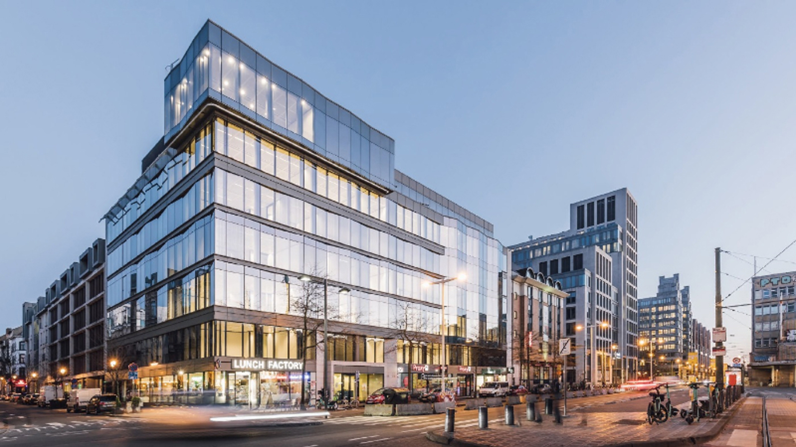 Commercial for rent in Sint-Gillis - photo 1