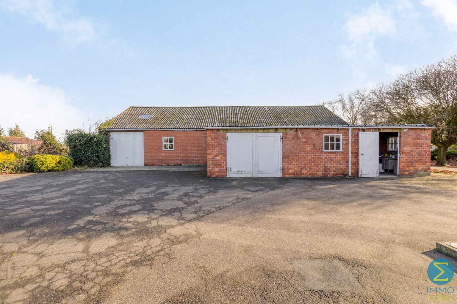 Verzorgde woning met groot bijgebouw op rustige locatie - foto 4