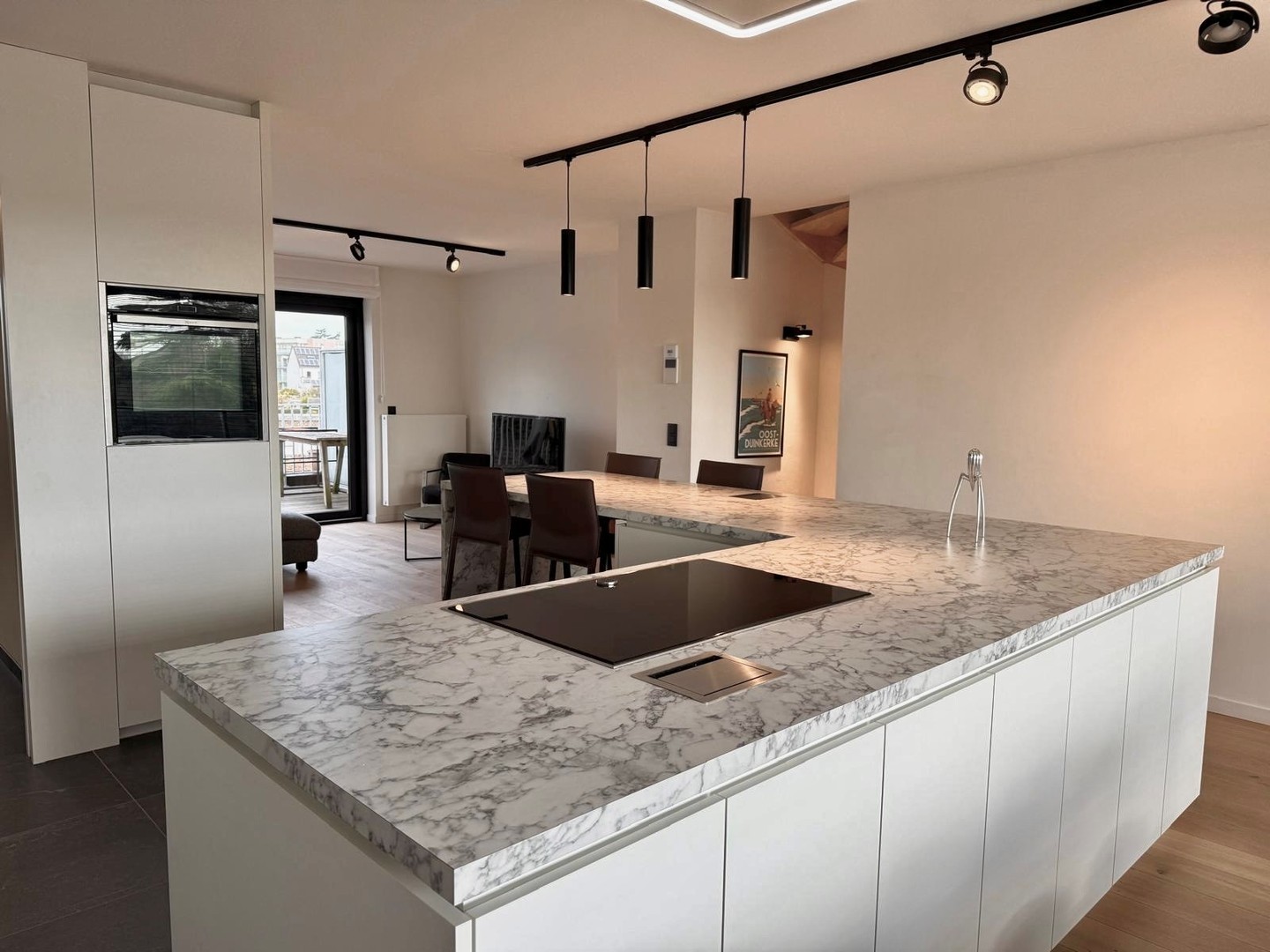 Oostduinkerke Dorp - Zeer ruime stapelwoning te koop - foto 4