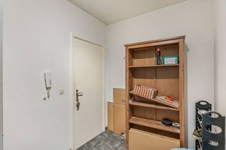 In Linden bevindt zich dit verzorgd appartement op een uitstekend bereikbare locatie, ideaal voor wie vlot wil pendelen en graag voorzieningen in...