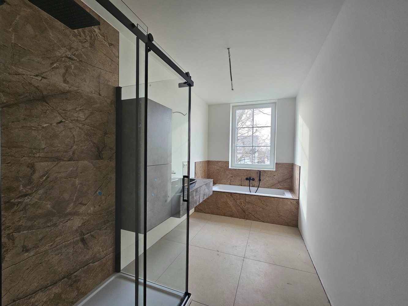 Huis te huur in Maaseik met 3 slaapkamers - foto 5