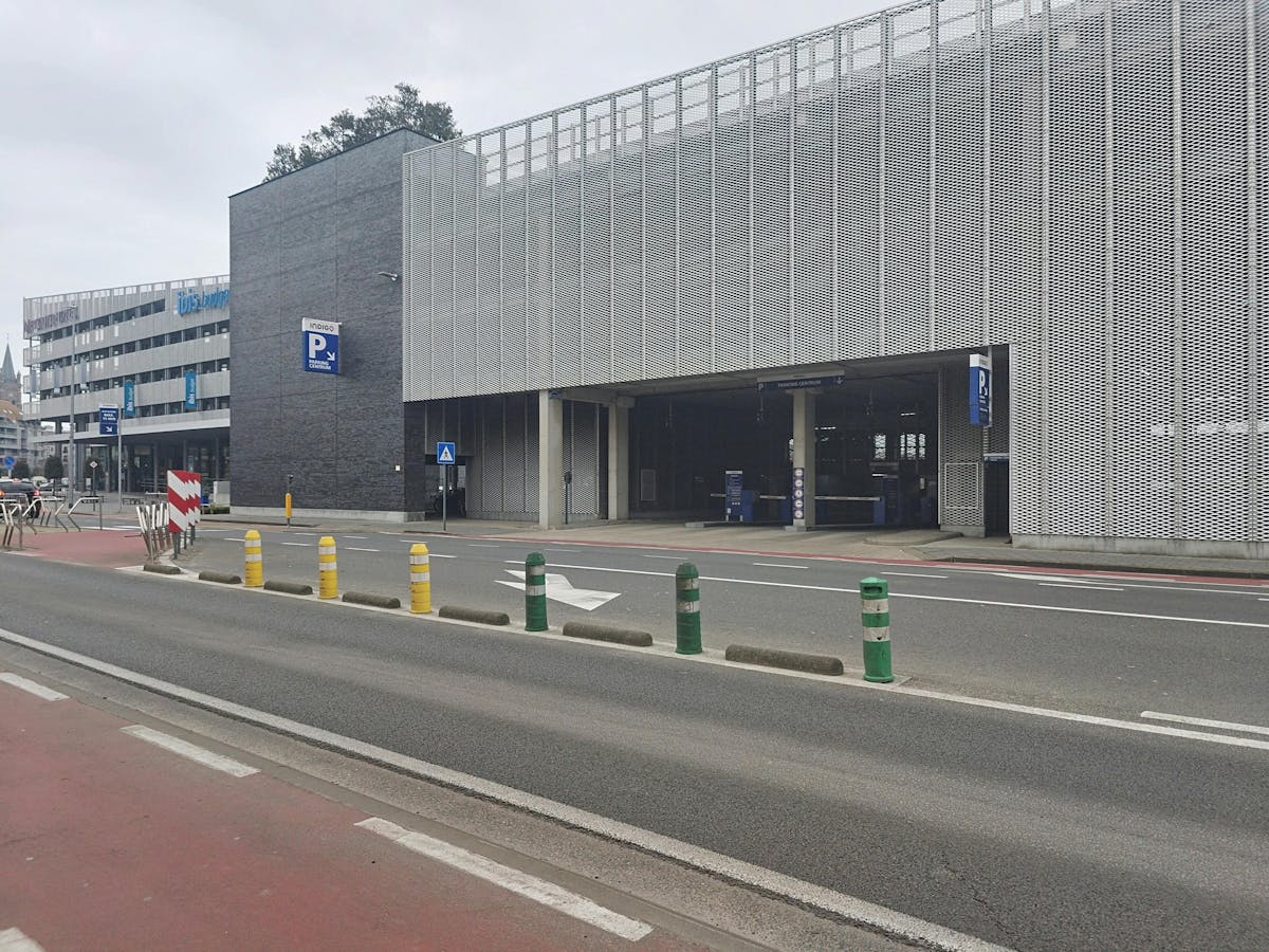 4 autostaanplaatsen te koop nabij station van Blankenberge - foto 5